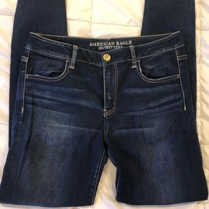 American Eagle Dark Blue Mid-Rise Jegging
